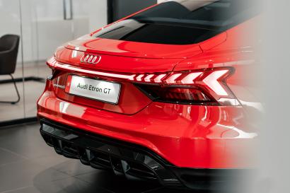 Audi e-tron GT quattro (động cơ điện)